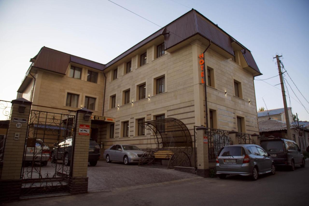 De'Mar Hotel Bishkek Esterno foto