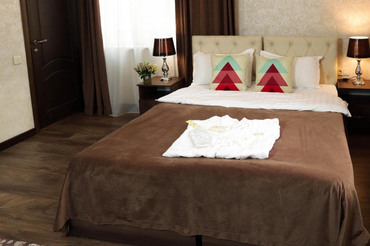De'Mar Hotel Bishkek Esterno foto