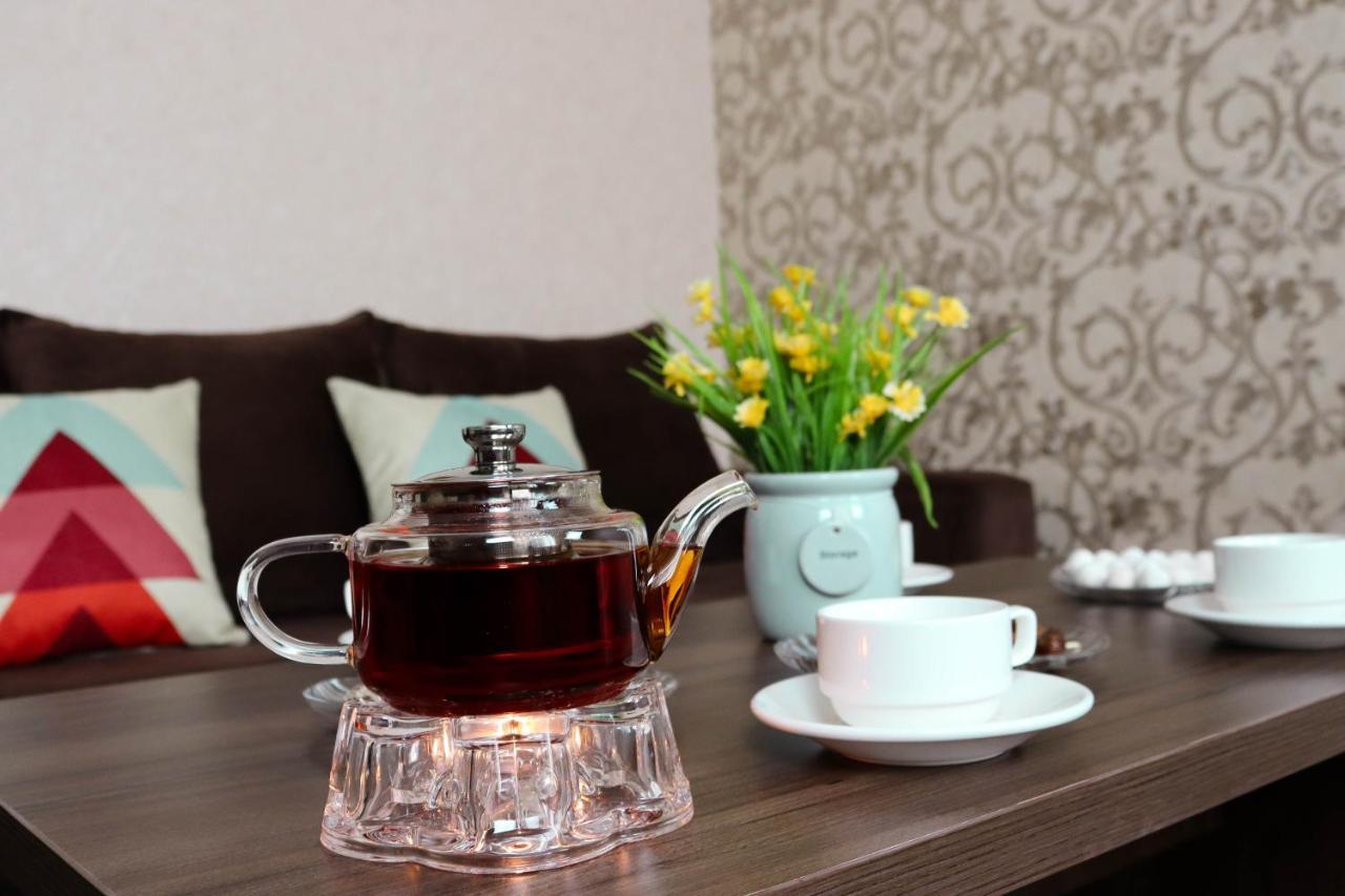 De'Mar Hotel Bishkek Esterno foto